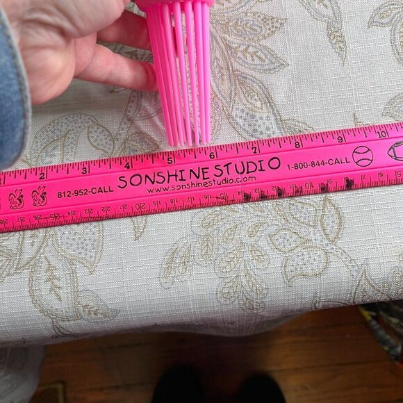 No Heat Curling PinβCurls Victory Rolls 2 Sizes Booklet PINK 1920 Vintage Look - Picture 3 of 16